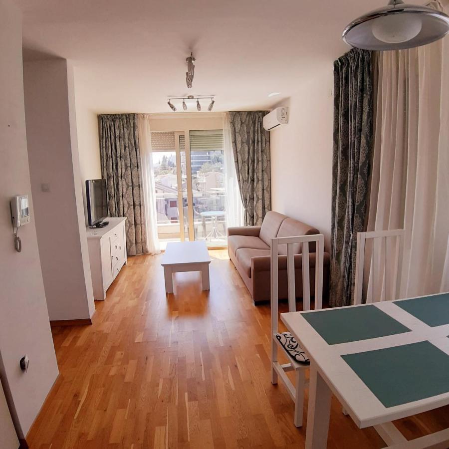 City & Sea Apartment Nearby Old Town Budva Eksteriør billede